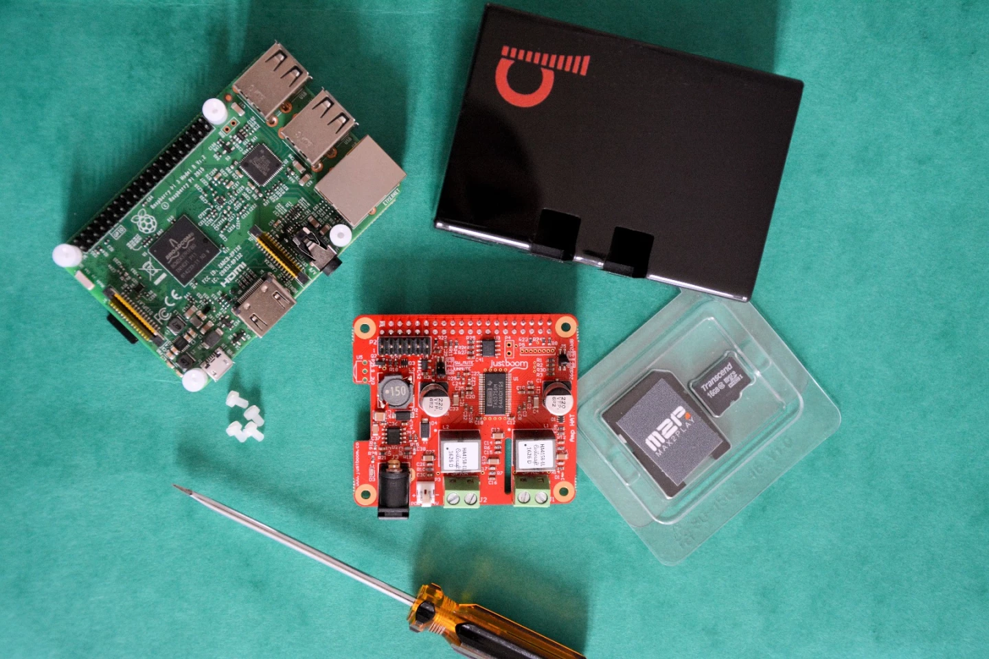 Review: Giving the Pi a new HAT to wear for audio quality bump